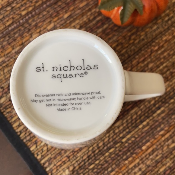 St. Nicholas Square Snowflake 12 Oz Mug Silver and White - Picture 6 of 7